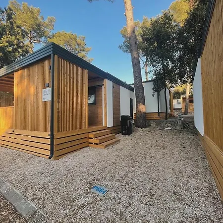 Mobile Blue Kamp